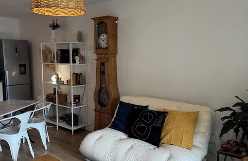 Plescop Apartment | Fully equipped & secure apartment near Vannes