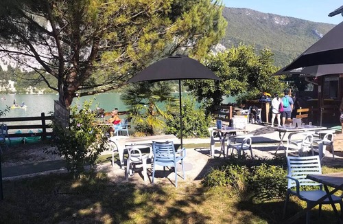 Novalaise Cabin | 3-person caravan