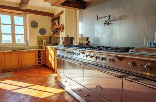 Redortiers House | Beautiful house between Lurs and Ventoux Fully equipped for sports enthusiasts