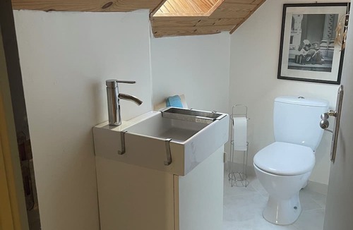 Trebedan House | The cosy nest! A little shelter to recharge your batteries in the fresh air!