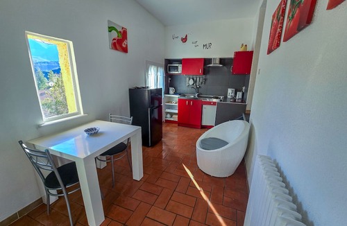 La Robine-sur-Galabre Apartment | Apartment in Provence in a quiet area with mountai