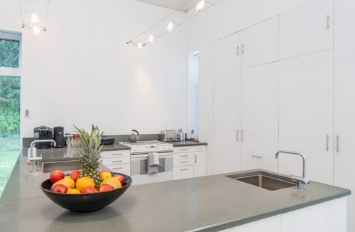 Roscoe House | NEW: Stunning Home w/Private Waterfall in Roscoe