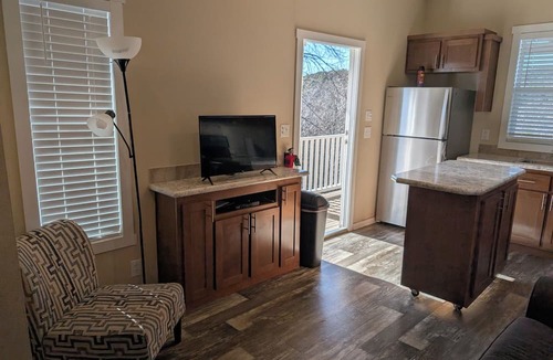 Davis Cabin | The Most Beautiful Views in Turner Falls