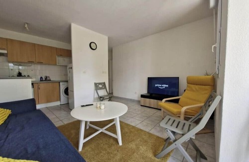 Touques Apartment | Pretty flat with swimming pool in Touques