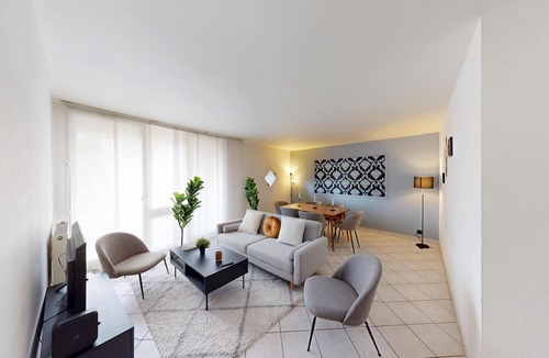 Ormetteau-Port Apartment | Charming 3-bedroom apartment in delightful Créteil with WiFi