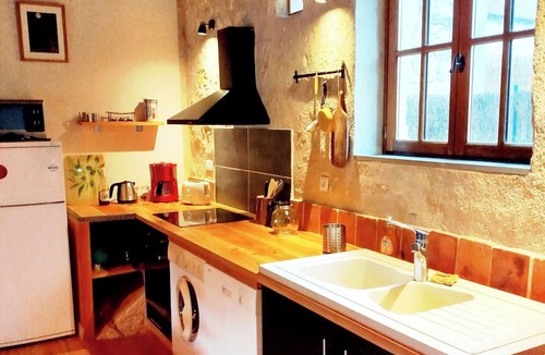 Perrusson House | Gîte du prieuré