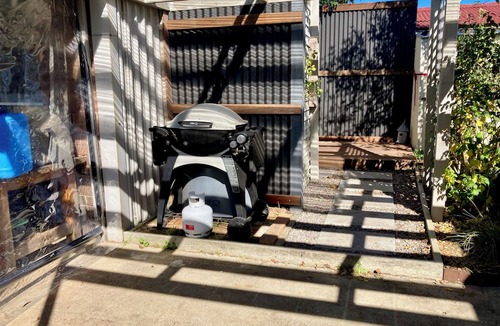 Lithgow Cottage | Private, self contained, guest quarters.