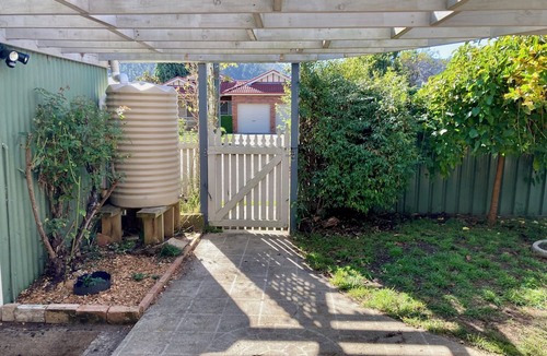 Lithgow Cottage | Private, self contained, guest quarters.