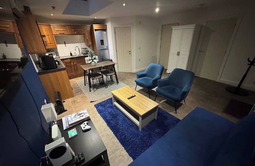 Cherry Hinton House | Tranquil Cambridge Getaway