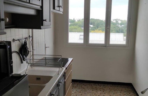 Gaudiniere Apartment | Bright apartment - park view