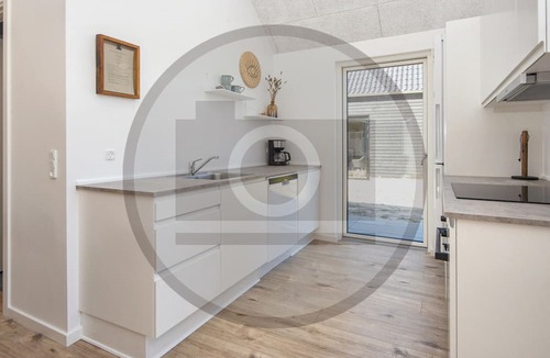 Bønnerup Strand House | Awesome home in Glesborg with jacuzzi