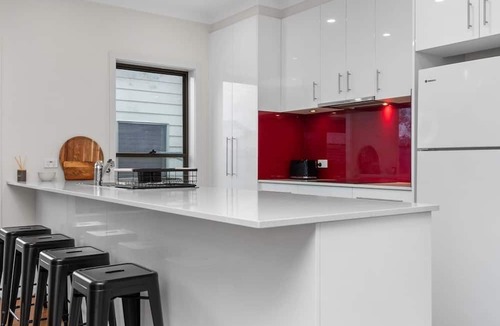 Mayfield House | Large Home in Mayfield