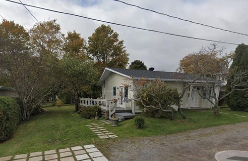 Saint-Jean-de-l'lle-d'Orleans House | Charming quiet house in Saint-Jean Ile Orléans