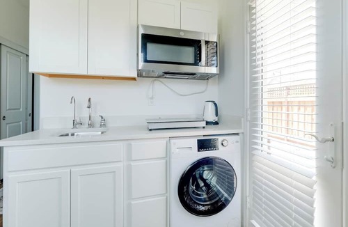 Lathrop Apartment | River Island Apt: Private Yard & Patio!