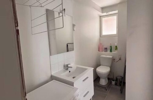 Tarbes Apartment | Near Jardin Massey and Mairie studio apartment for rent close to all amenities