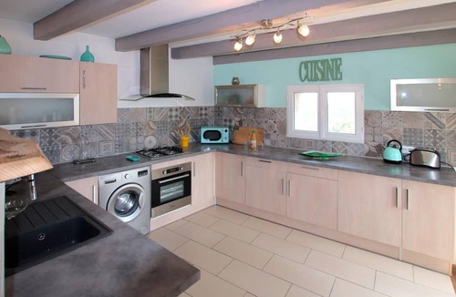 Pont-de-Labeaume House | Bastide Les Chataigners