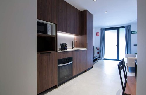 Sant Antoni Apartment | Comfort and Style for 3 in Morvedre