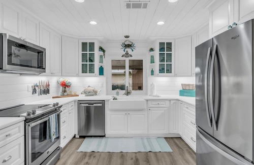 Ono Island House | Bear Point Retreat with Coastal Charm