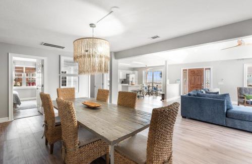 Villa Segunda House | Annes Island Girl by Gulf Coast Getaways