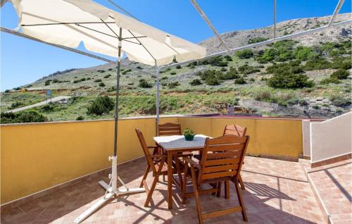 Bosana Apartment | 1 Bedroom Beach Front Apartment In Bosana