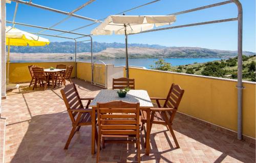 Bosana Apartment | 1 Bedroom Beach Front Apartment In Bosana
