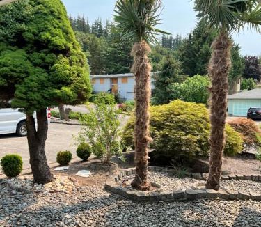 Lents House | Entire Elegant Home For You.