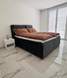 Weinfelden Apartment | Lady Elisabet