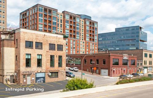 Downtown - Waterfront Apartment | The Intrepid Rentals
