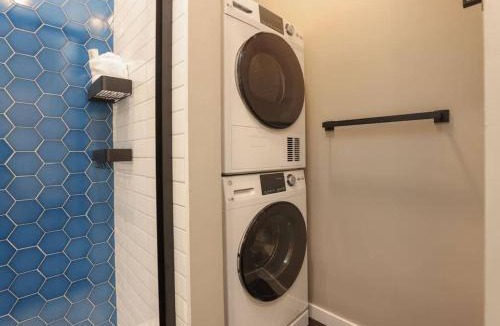Dillon Apartment | Modern Cozy Mountain Condo with Upscale Amenities