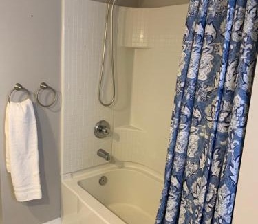 Ocean Pines House | Admirals' Cottage