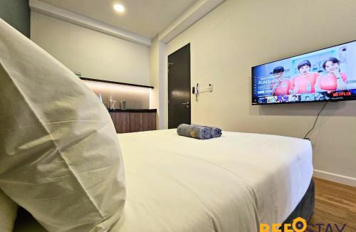 Maluri Apartment | Sunway Velocity 2 connected Velocity Mall & MRT