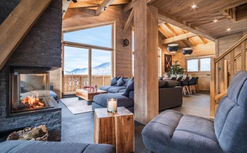 La Perriere Cabin | Fer A Line