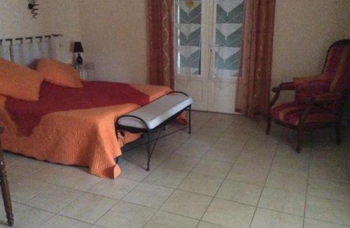 Castelnau-Barbarens Bed & Breakfast | La ferme En Castéra