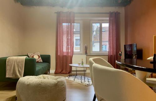 Saint-Avold Apartment | Jungle Chic