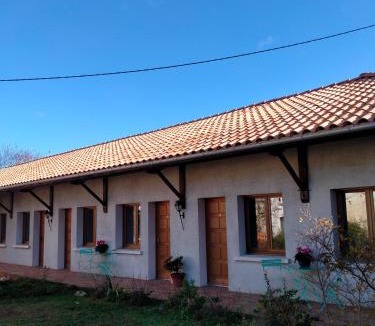 Vouzan Bed & Breakfast | L'oree du Bois