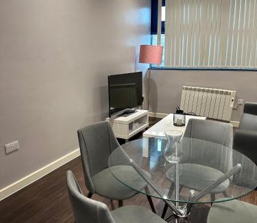 Harlington Apartment | Heathrow apartments