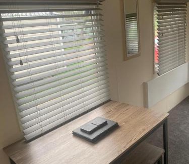 Great Houghton Other | BLW 04