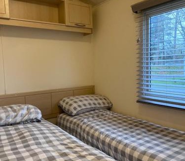 Great Houghton Other | BLW 04