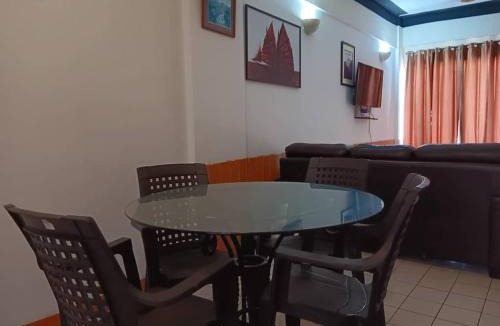 Taman Haji Zainal Apartment | Shahmi Adelea Seaview Home Apartment