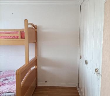 Amerique House | Lit King-Size avec belle vue