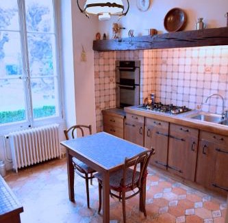 Houdan House | 2 CHAMBRES DOUBLES DANS UNE MAISON DE MAITRE DU XVIIIe SIECLE