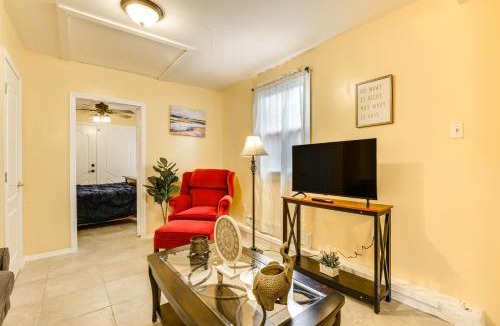 Poughkeepsie Apartment | Cozy Poughkeepsie Hideaway Near Hudson River!