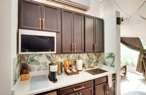 Monticello Other | Unique Escapes - Nature Lovers Geodome