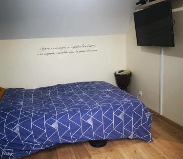 Fay House | Chambre proche circuit du mans