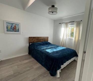 Seabright Villa | Queen of Seabright!