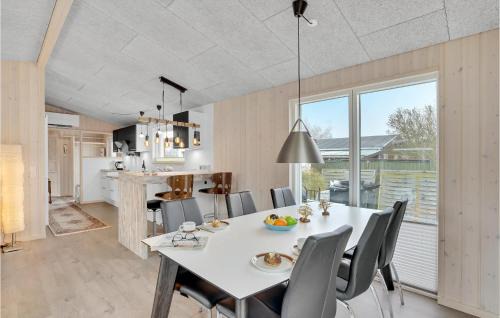 Frolunde House | 3 Bedroom Lovely Home In Slagelse