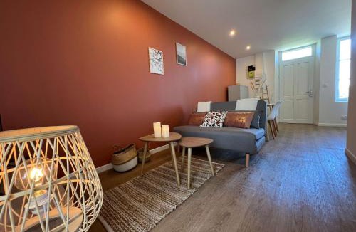 Montlucon Apartment | Le Smooth Terracotta - Confort - Quartier Calme