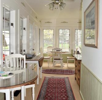 South Haven Bed & Breakfast | Yelton Manor Bed and Breakfast
