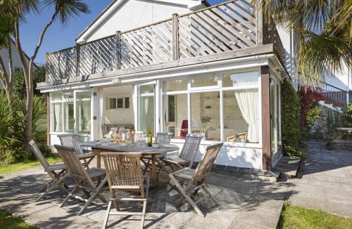 South Pool House | Estuary House