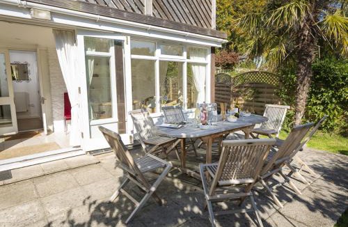 South Pool House | Estuary House